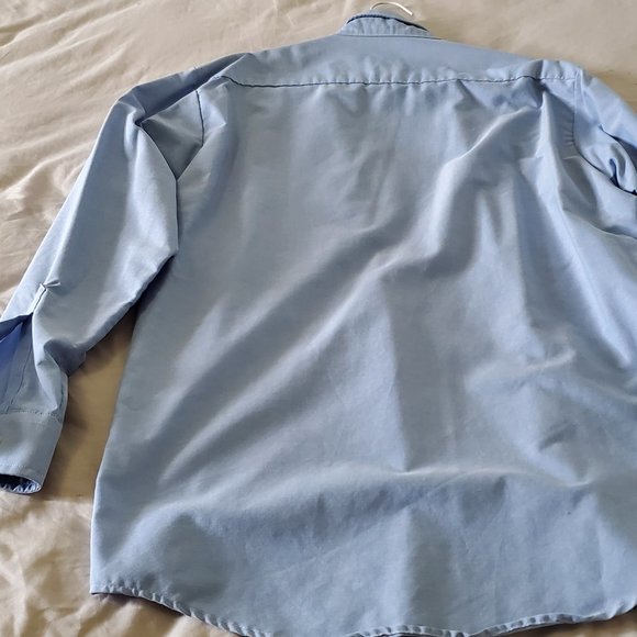 DAKOTA Large Blue Dress Shirt. - Picture 2 of 3